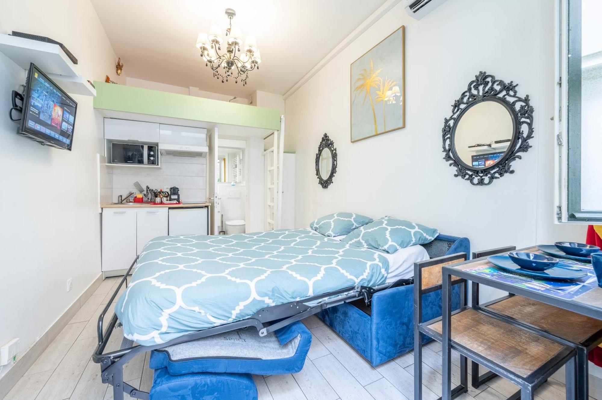 Little Boudoir Of Paris Champs-Elysees Luaran gambar